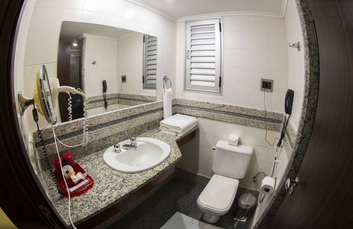 Adrianopolis Hotel | Da Vinci Hotel & Conventions by Easy Hotéis