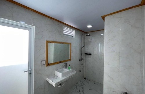 Thoddoo Hotel | Dacha Thoddoo White Sand