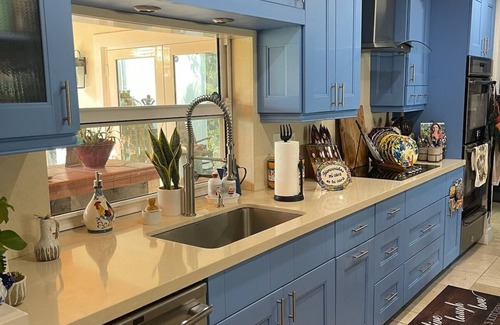 Sunset House | Dadeland Area, Baptist Hospital, University of Miami, 25 mins from South Beach