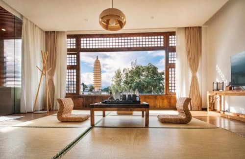 Dali Town Hotel | Dali Rong lu Hotel