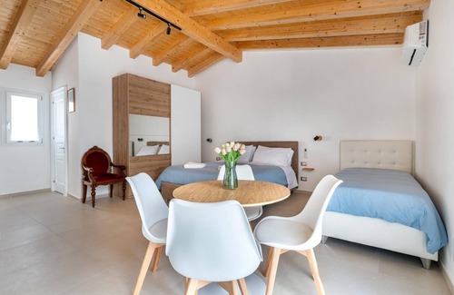 Palermo Apartment | DAMA elegant apartment with garden view balcony in the heart of palermo