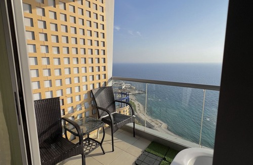 Ash Shati Apartment | Damac Tower Apartments جناح في برج دماك