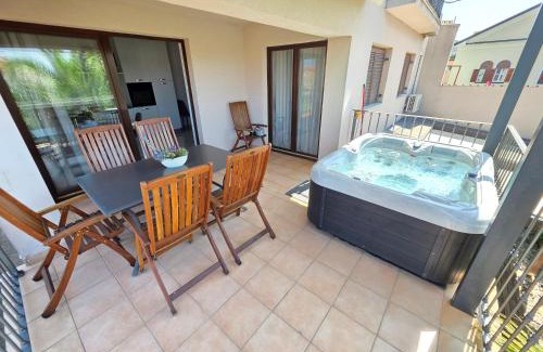Crikvenica Apartment | DAMIR - apartment with Jacuzzi
