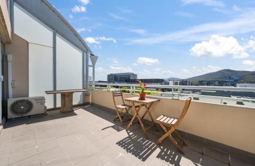 City East Apartment | Dana-Ensuite in Central Shared Duplex Apartment
