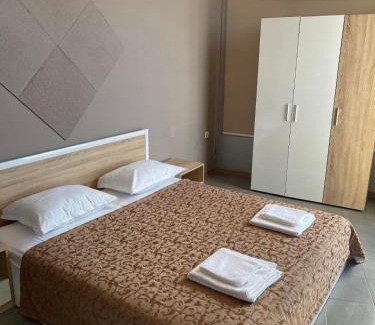 Primorski Apartment | Danita Apartments & Diva restaurant BBQ&pool bar