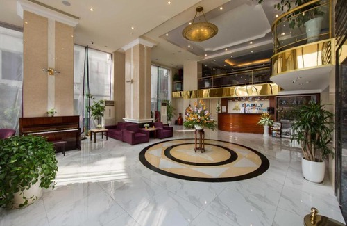 Cong Vi Hotel | Danly Hotel 24 Đào Tấn HN - by BAY LUXURY