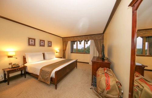Kivukoni Hotel | Dar Es Salaam Serena Hotel