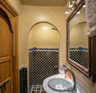 Layoun House | Dar Golden Ziat