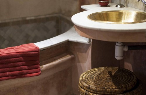 Medina House | Dar Sohane: BALINAISE Suite 35m2 in the Medina