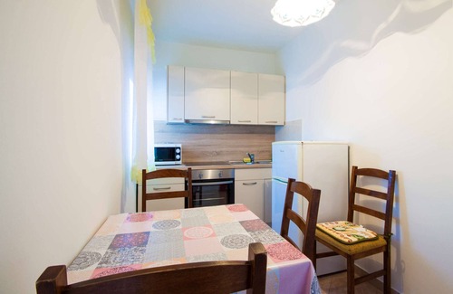 Monterol Apartment | Dara2 APARTMENT