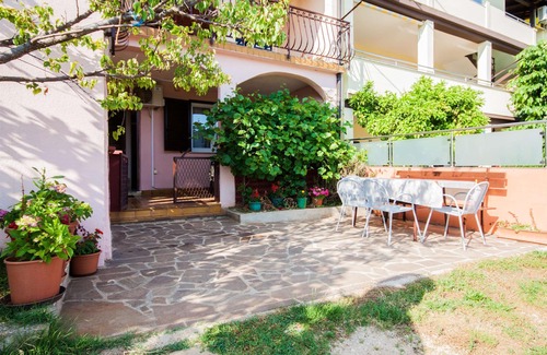 Monterol Apartment | Dara2 APARTMENT