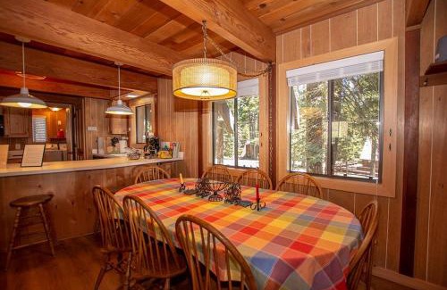 Tahoe Woods House | Das Berghaus By Hauserman Rentals