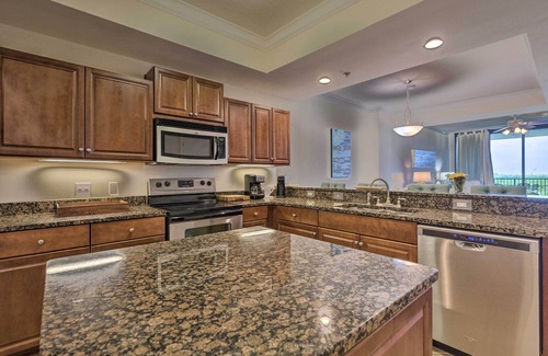 Dauphin Island Condo | Dauphin Island Condo w/Pool, Balcony & Ocean View