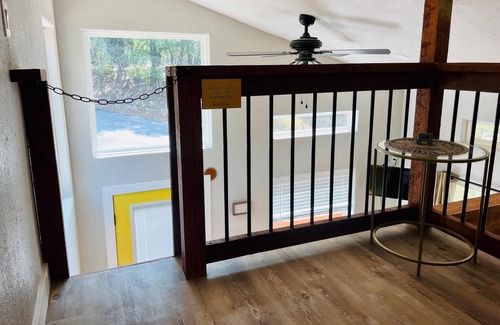 New Braunfels Cabin | Daylight Den Ladder Access Bedroom