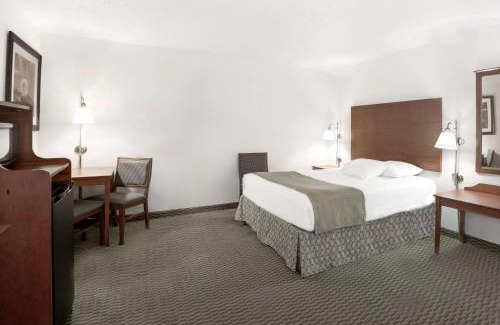 Carroll Hotel | Days Inn by Wyndham Carroll