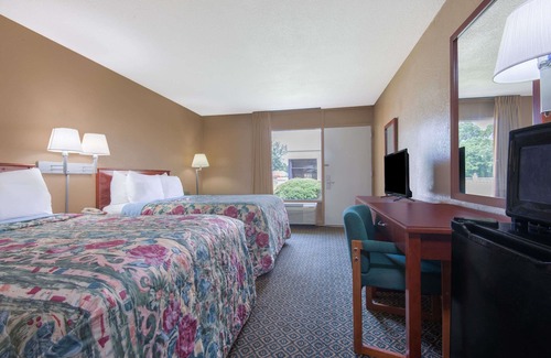 Clanton Hotel | Days Inn by Wyndham Clanton Al