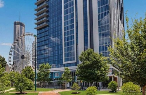 Downtown Atlanta Resort | Dazzling Downtown Atlanta Resort!