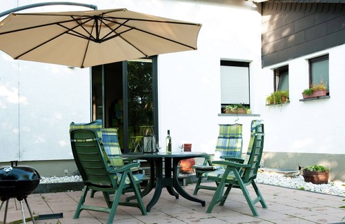 Ramscheid House | Dazzling Holiday Home in Hellenthal with Sauna