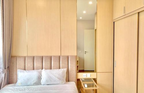 Trung Hoa Nhan Chinh Apartment | Dcapitale-1 Bedroom-City view-Highfloor
