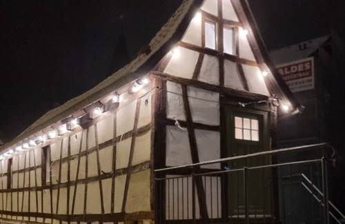 Bad Muenster am Stein-Ebernburg Apartment | Gemütliche Ferienwohnung im Liebevoll Renovierten, Ältesten Fachwerkhaus