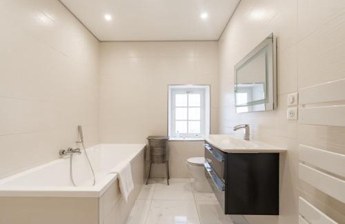 Centre Sud Apartment | "De Bretagne" - Hôtel particulier