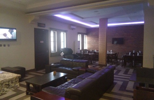 Enugu Hotel | De Gladys Hotel