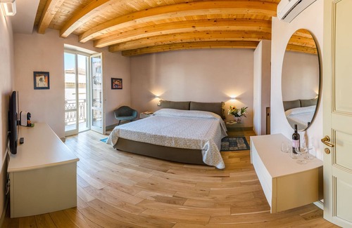 Sciacca Historic Centre Bed & Breakfast | De Gregorio Suites