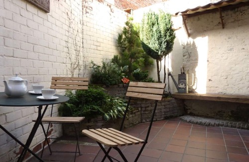 Sint-Gillis House | 'De Hoedenmaker': Cosy 17th century Flemish House in historical centre of Bruges