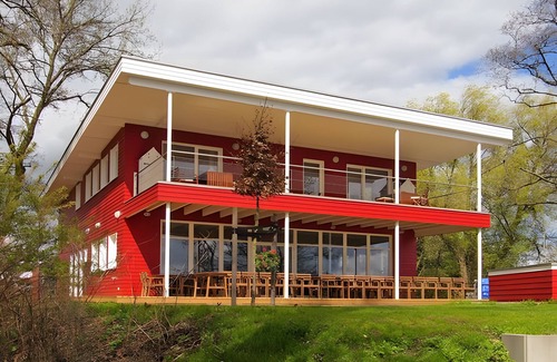 Koenigs Wusterhausen Boat Rental | Houseboat 'Bunbo 1000' with Lake View
