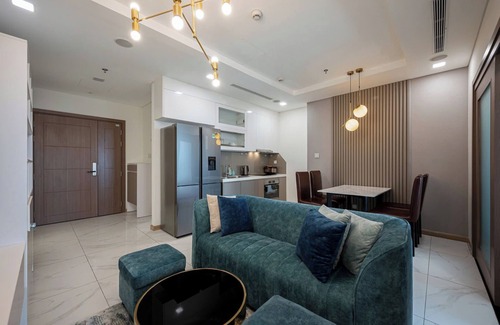 District 4 Apartment | DE LA SOL Centre Point