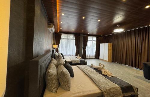 Bolinao Apartment | De Monarch, penthouse