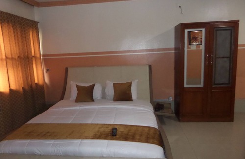 Lagos Hotel | De Ritz Hotel