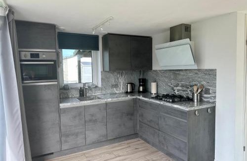 Sint Maarten House | De Wielen 58