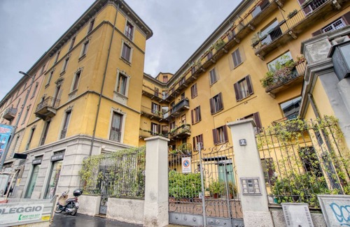 Washington Apartment | DeAngeli: trilo x5 new bathroom 7 stops from cathedral
