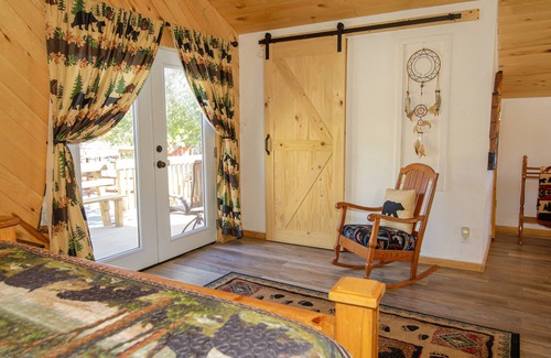 Pahrump House | Death Valley Rustic Stone Cabin*Fireplace*Pool