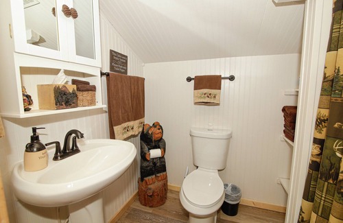 Pahrump House | Death Valley Rustic Stone Cabin*Fireplace*Pool