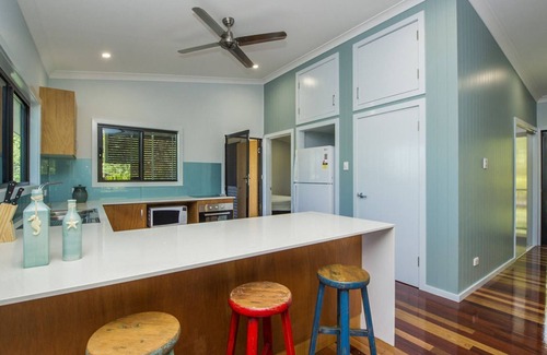 Arcadia House | Deb's Shed, Magnetic Island