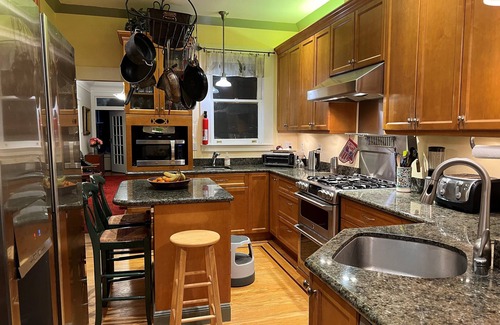 Lake Street Apartment | Decks, Views, Large 4 BR. SF's coolest¹ neighborhood, and family-friendly!