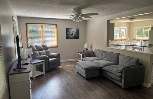 Munising House | Deer Run Retreat, 2 miles from ORV/Snowmobile Trail 422