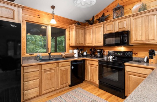 Nellysford House | Deer Spring Home at Wintergreen Near to Ski Slopes