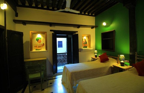 Ahmedabad City Centre Hotel | Deewanji Ni Haveli