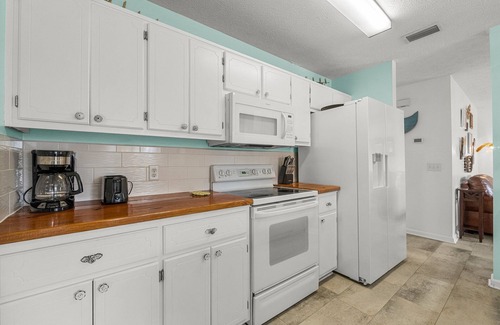 Kiska Beach House | Deja Blue Beach House - West End PCB - Golf Cart included!
