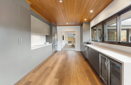 Merrijig House | Delatite Valley: 4 BR, 3.5 BA House in Merrijig, Sleeps 12