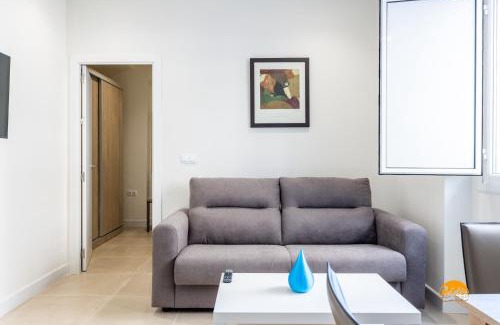 Cadiz Apartment | Delfin Azul by Cadiz Time