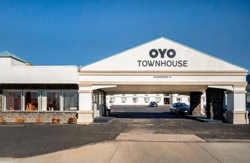 Dodge City Hotel | Delight In Dodge Room With Parking And Near Attractions