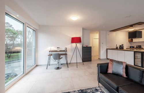 Boeblingen Apartment | Delightful 2 Room Apartment USM I Fireplace & Balcony I Panzer KaserneI Family