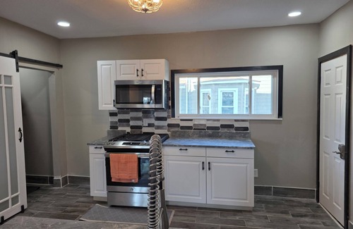 Cuyahoga Falls House | Delightful 3-bedroom house in Cuyahoga Falls