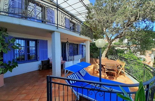Marina di Andora Villa | Delightful beachfront villa surrounded by the peaceful pine forest of Andora