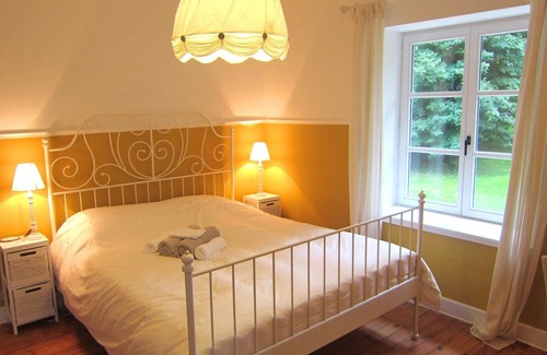 Longchamps-bertogne House | Delightful Castle in Bastogne with bubble bath