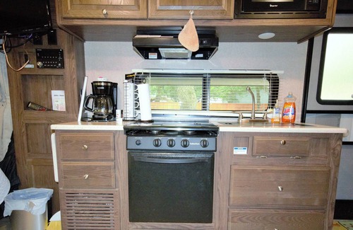 Ocean City House | Delightful RV with 1 bedroom 10 mins from beaches
